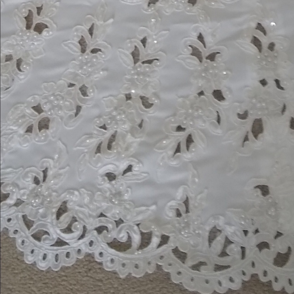 White Wedding Dress - Picture 4 of 10